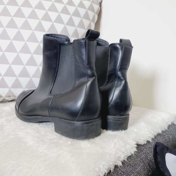 Kenneth Cole Insulated Leather Black Chelsea Boots 8 - Picture 5 of 6